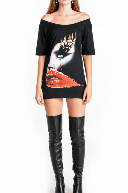 BEAUTY OF PAIN RED LIPS MILA FARGO TSHIRT Chanel beauty