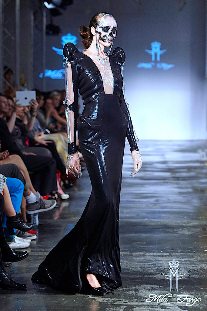 INTRA-EXO SKELETAL DEATH GOWN | Chromium Black MF