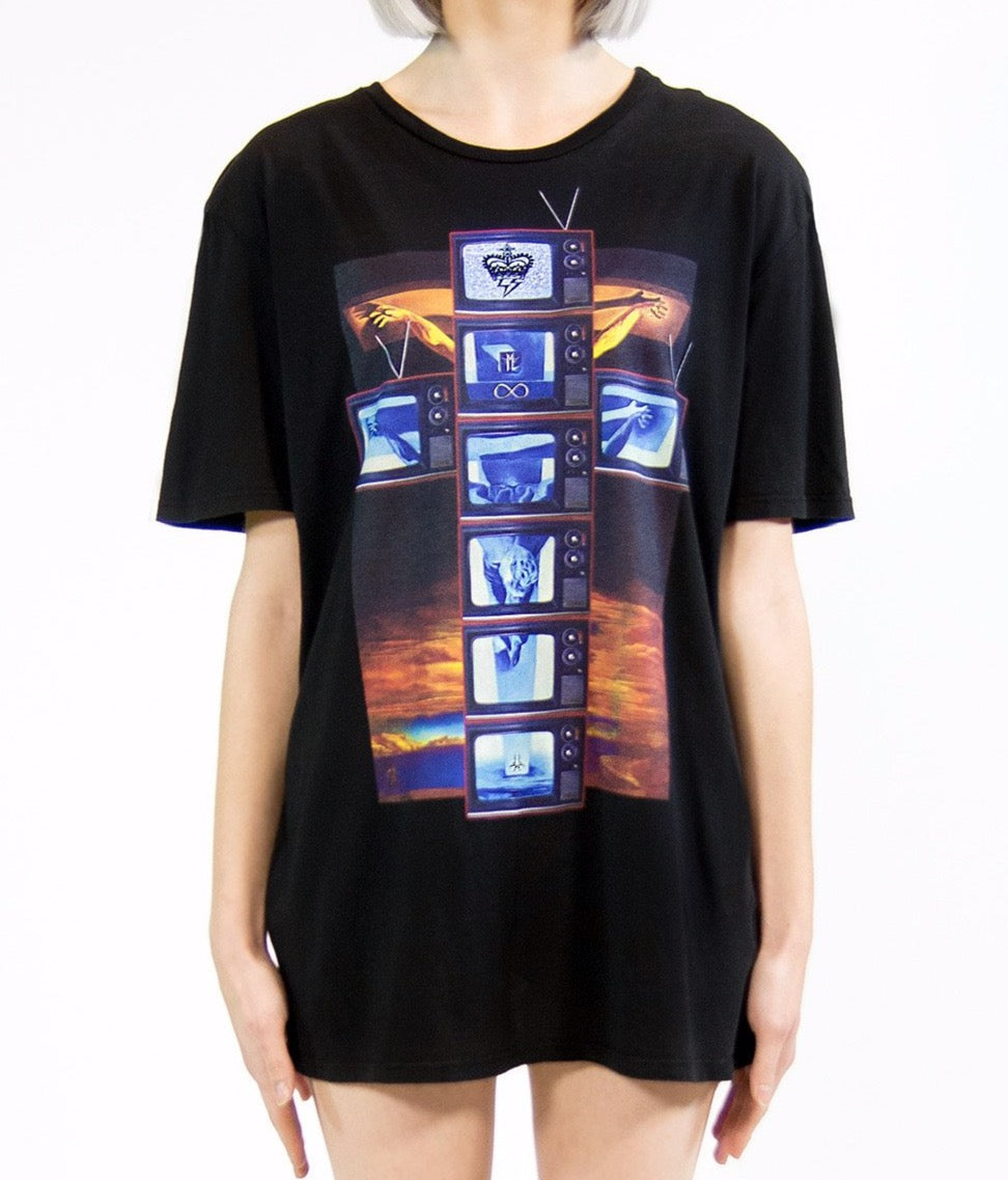 MODERN CRUCIFIXION TECHNICOLOR TV T-SHIRT | Black ( LE ) MF